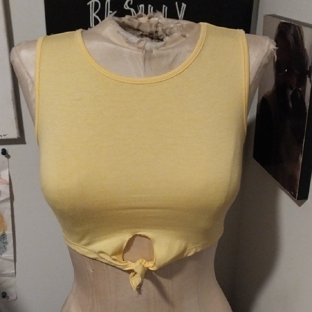 SHEIN Yellow Sleeveless Cut-Out Crop Top